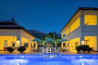 Luxury 5 Bedroom Pool Villa B11B Villa in Nong Kae
