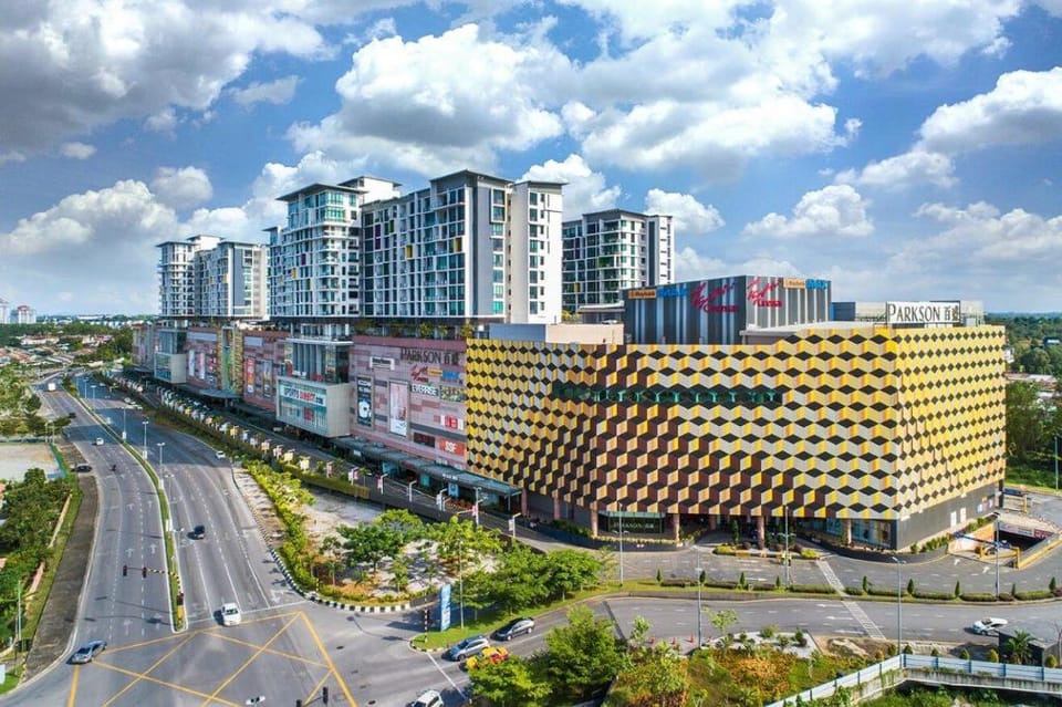 VIVACITY JAZZ 4 SUITES , 2-8PAx 2CARD LEVEL 12 Apartment in Kuching