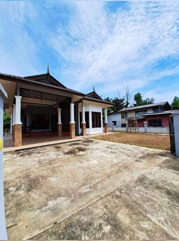 ZN Homestay Gong Badak Vacation rental in Terengganu, Malaysia