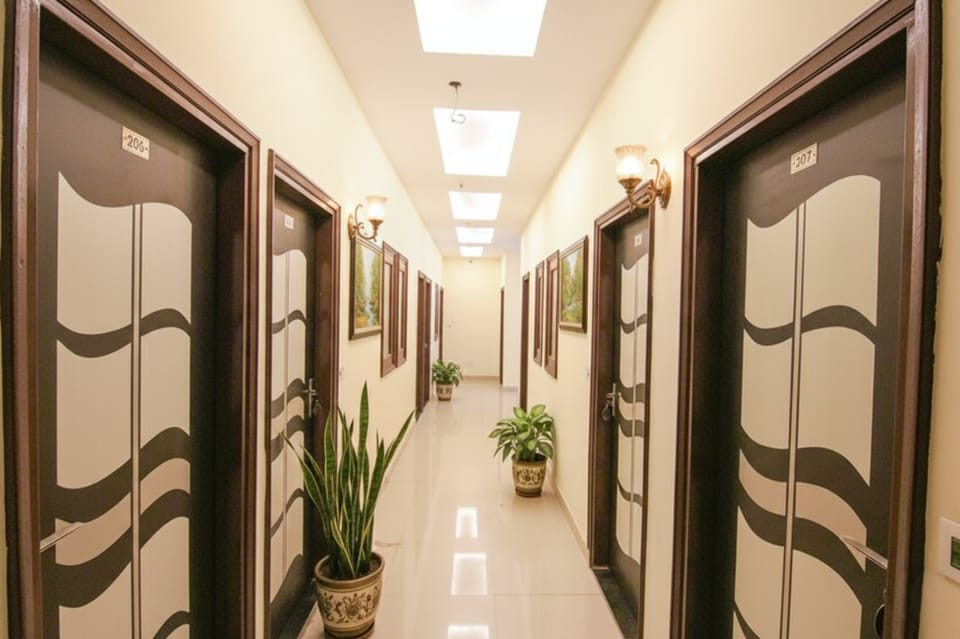FabHotel Moon Trip - Nr MAX Hospital Hotel in Punjab, India