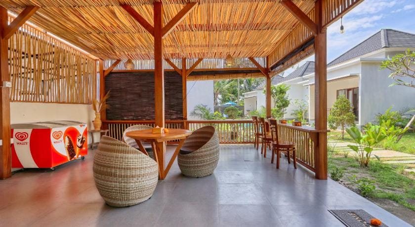 Kelingking Tatakan Bungalow Villa in Nusapenida