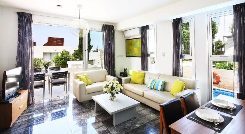 Paradise Cove Luxurious Beach Villas Indigo (1 Bedroom Villa) Apartment in Paphos