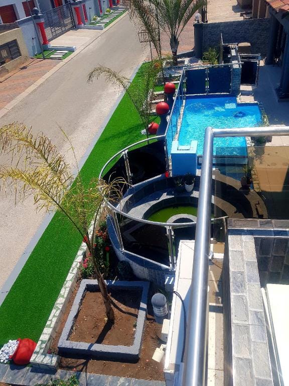 It's a home away from home with a honeymoon Suites Vacation rental in South Africa