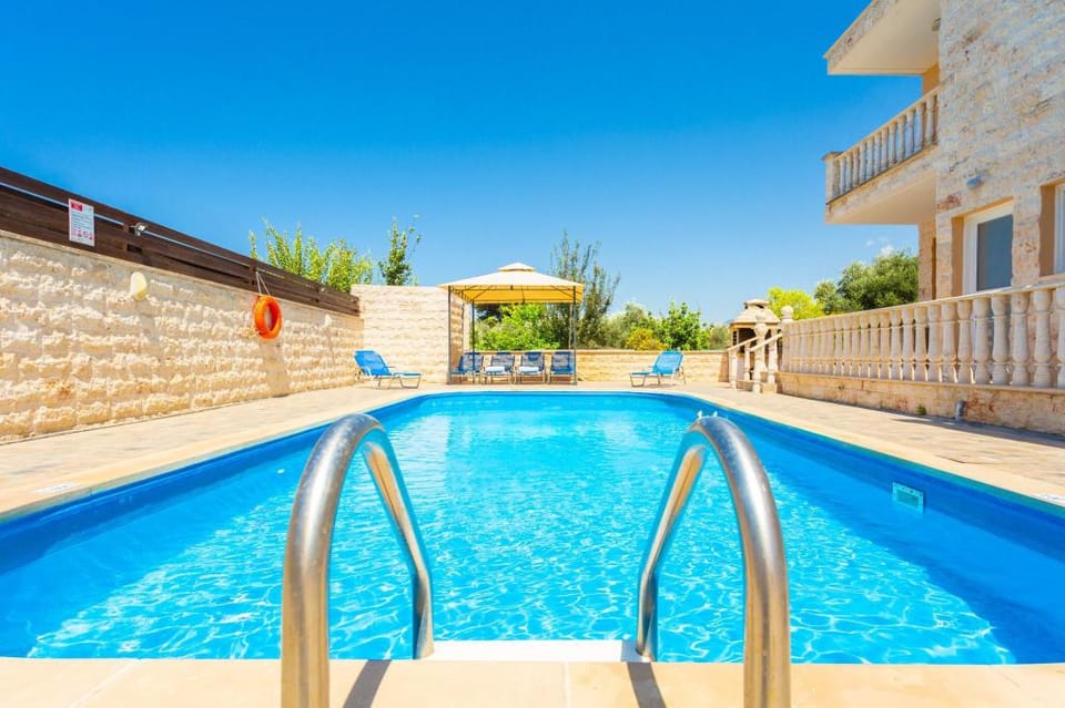 Villa Prodromi: Large Private Pool, A/C, WiFi                                                        Apartment in Poli Crysochous