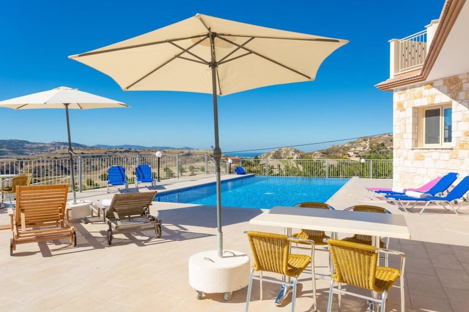 Villa Christel: Large Private Pool, A/C, WiFi, Eco-Friendly                                          Apartment in Paphos District