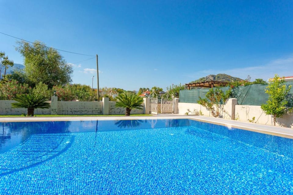 Villa Ozcelik: Large Private Pool, A/C, WiFi, Car Not Required, Eco-Friendly                         Apartment in Dalyan