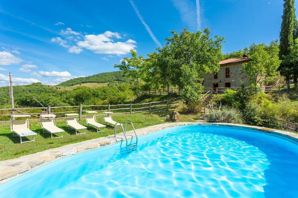 Villa Bellavista: Large Private Pool, WiFi                                                           Apartment in Tuscany
