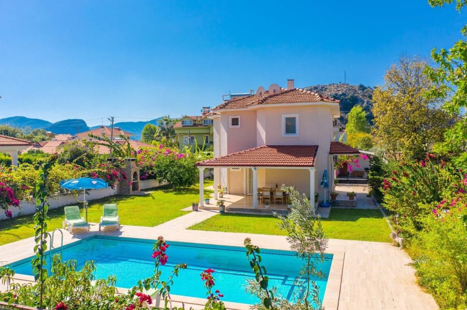 Villa Atlantis: Large Private Pool, A/C, WiFi, Car Not Required                                      Apartment in Dalyan