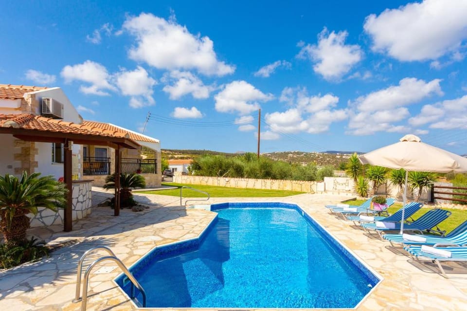 Villa Thea in Neo Chorio Apartment in Paphos District
