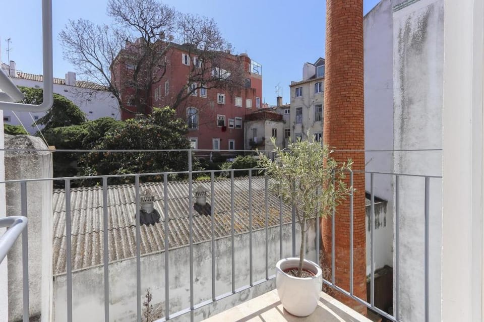 SANTA CATARINA STYLISH by HOMING Apartment in Lisbon