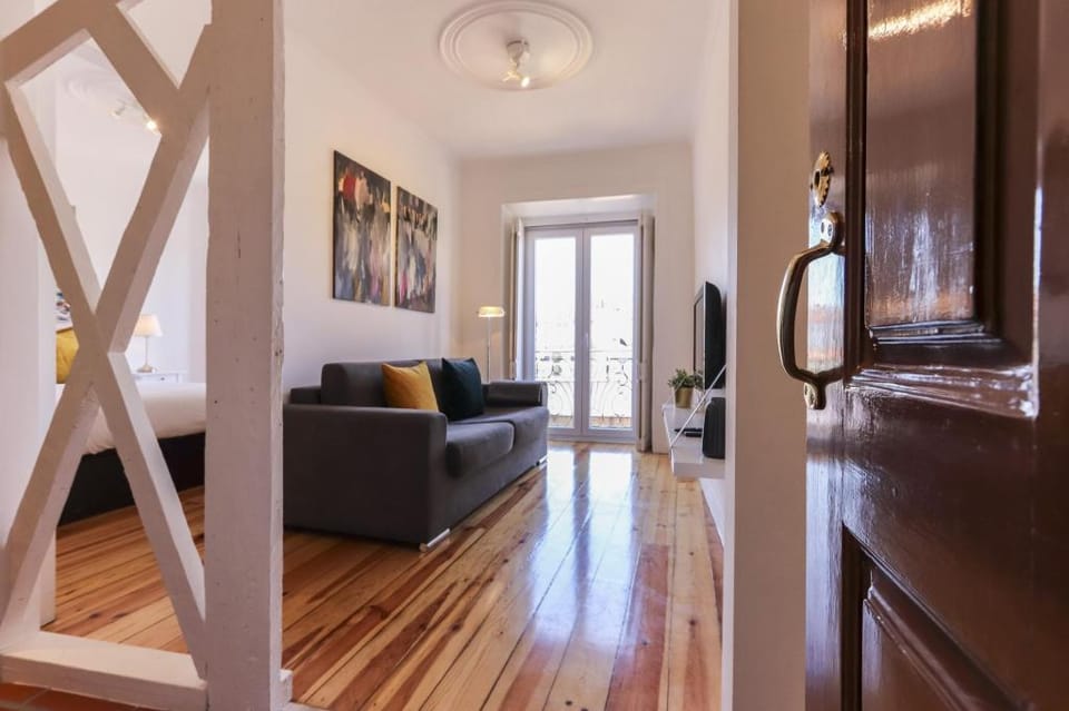 TYPICAL MOURARIA by HOMING Apartment in Lisbon