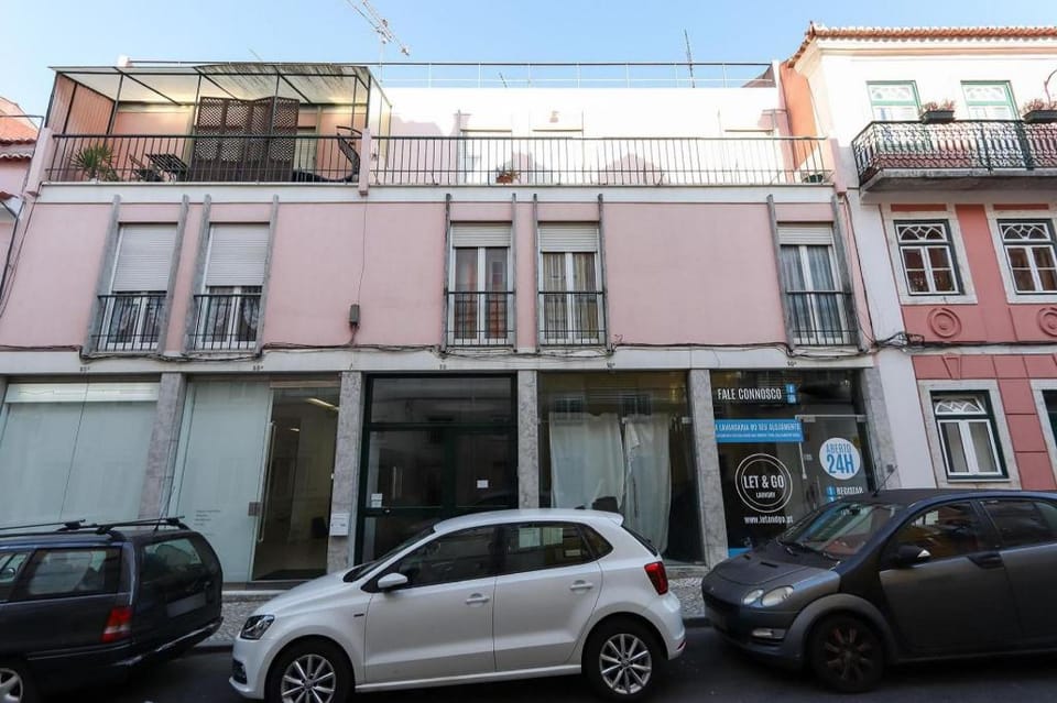 PRINCIPE REAL BALCONY by HOMING Apartment in Lisbon