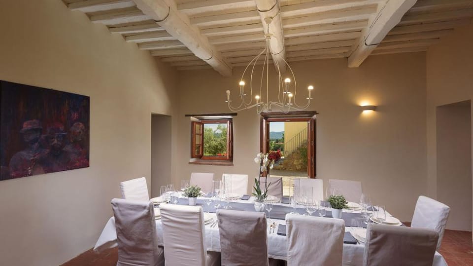 Ca Maggiore 10+2 in Castiglion Fibocchi Apartment in Tuscany