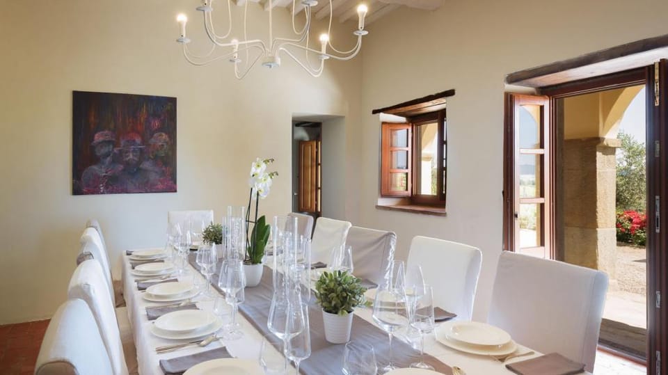 Ca Maggiore 10+2 in Castiglion Fibocchi Apartment in Tuscany