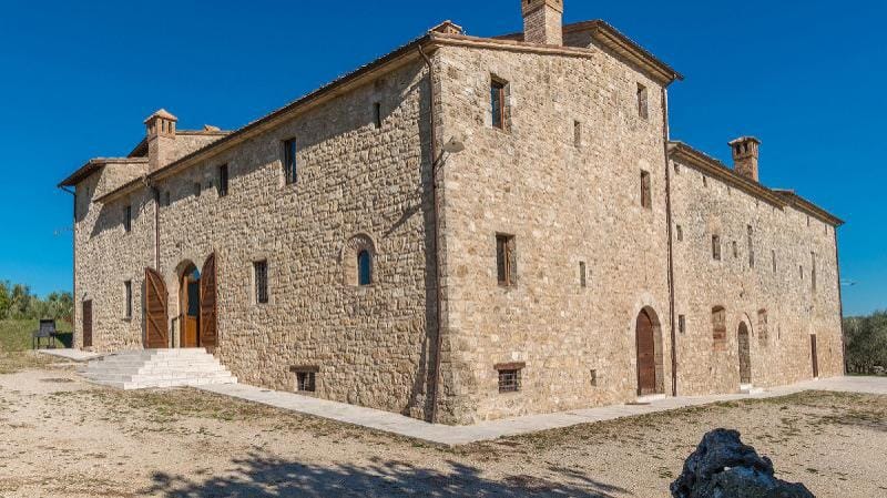 Santa Illuminata 20+12 Apartment in Umbria