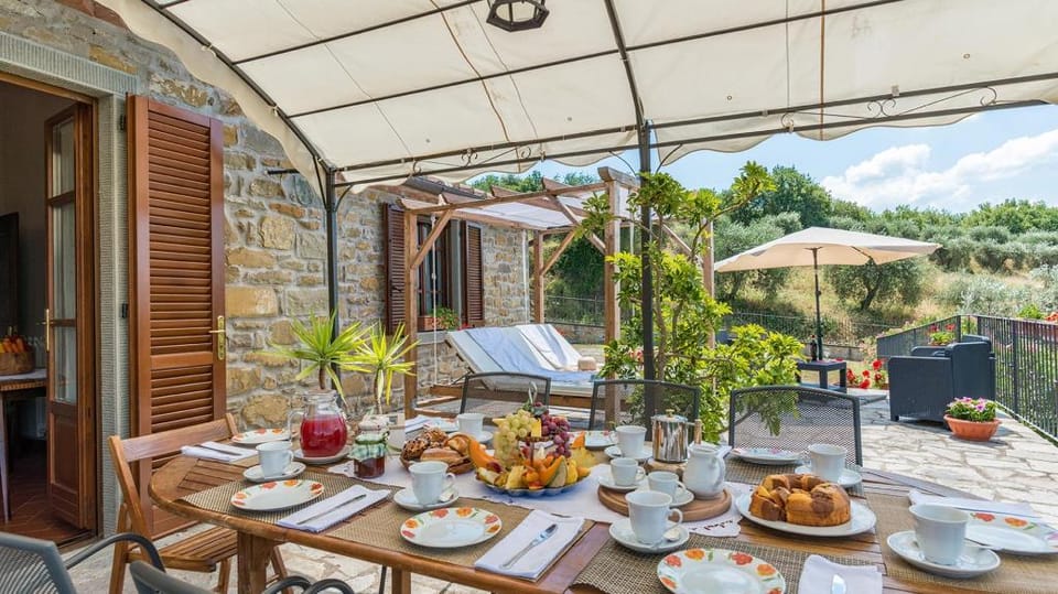 Villa Fabi 6+2 in Cortona Apartment in Umbria