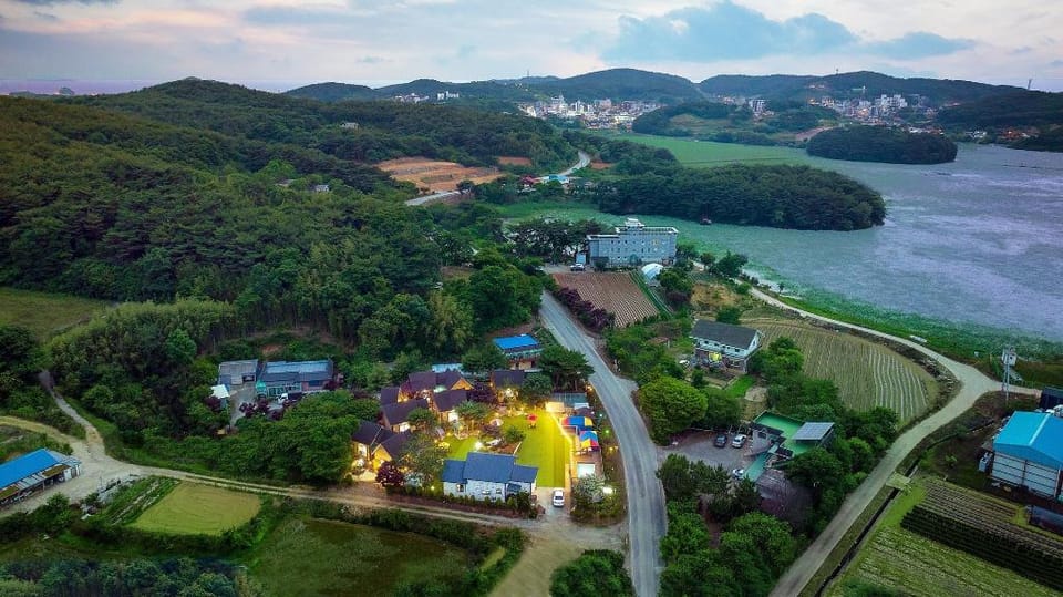 Anmyeondo Hosuwa Bada Pension Bed and Breakfast in South Korea