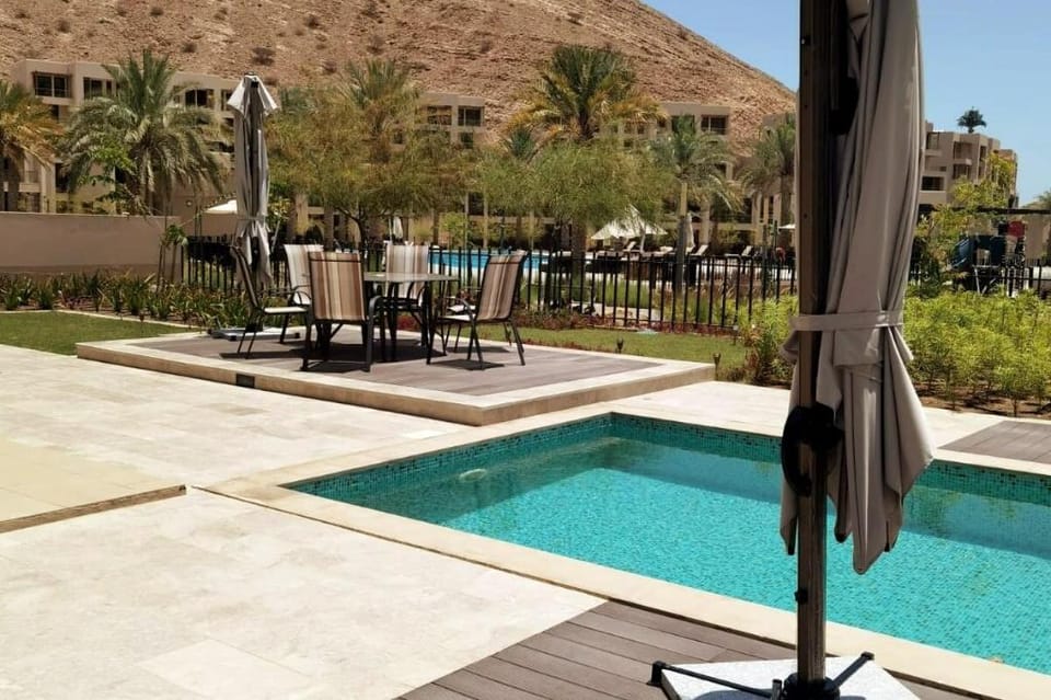 Park land & Mountain View Villa Villa in Muscat Governorate, Oman