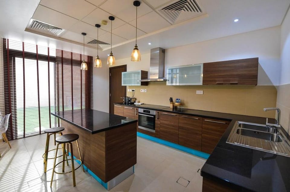 Park land & Mountain View Villa Villa in Muscat Governorate, Oman