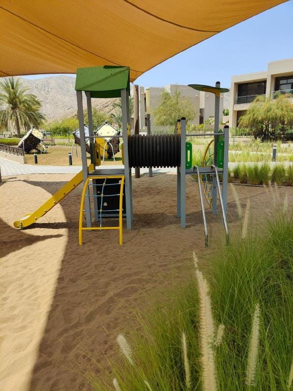valley & mountain view Villa Villa in Muscat Governorate, Oman