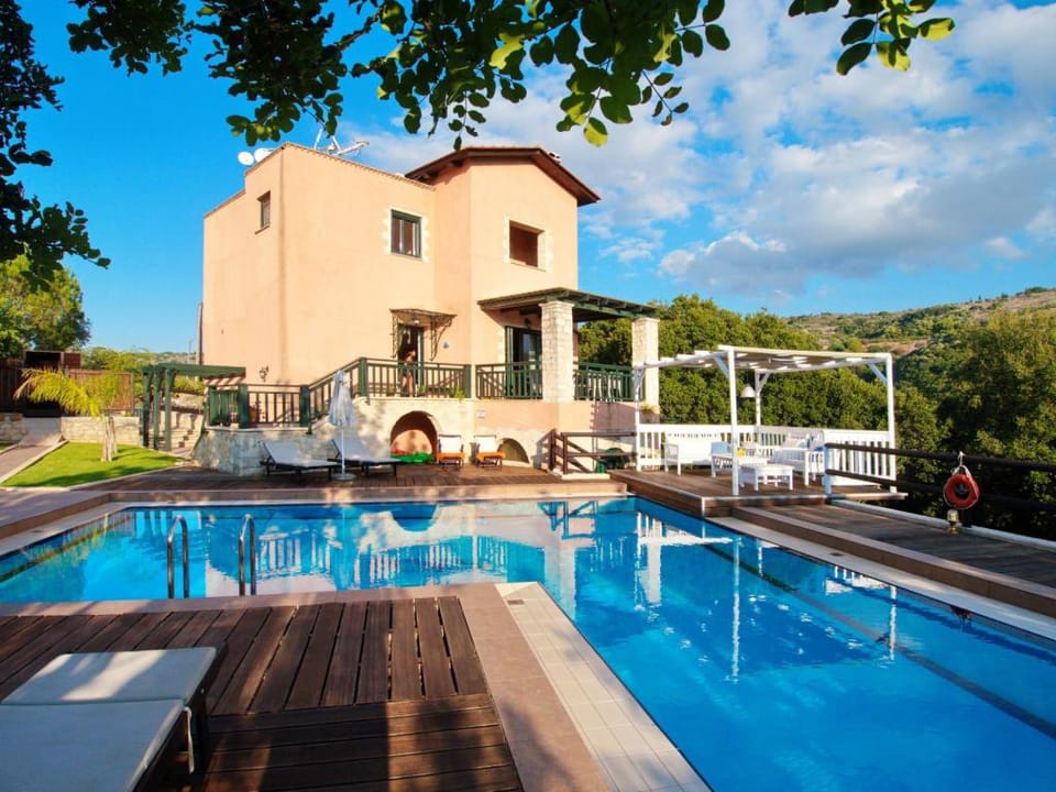 Villa Amvrosia in Armeni Apartment in Crete