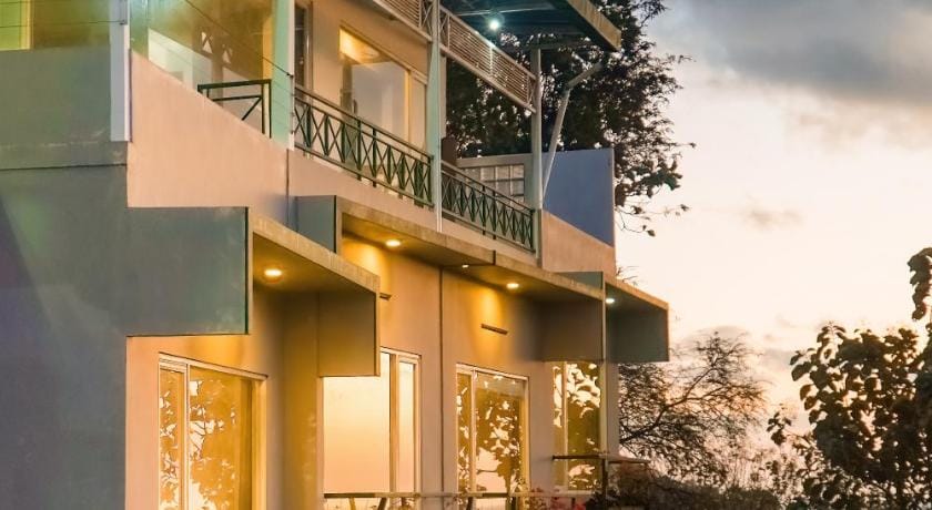 Bella Vista Premium Homestay Vacation rental in East Java