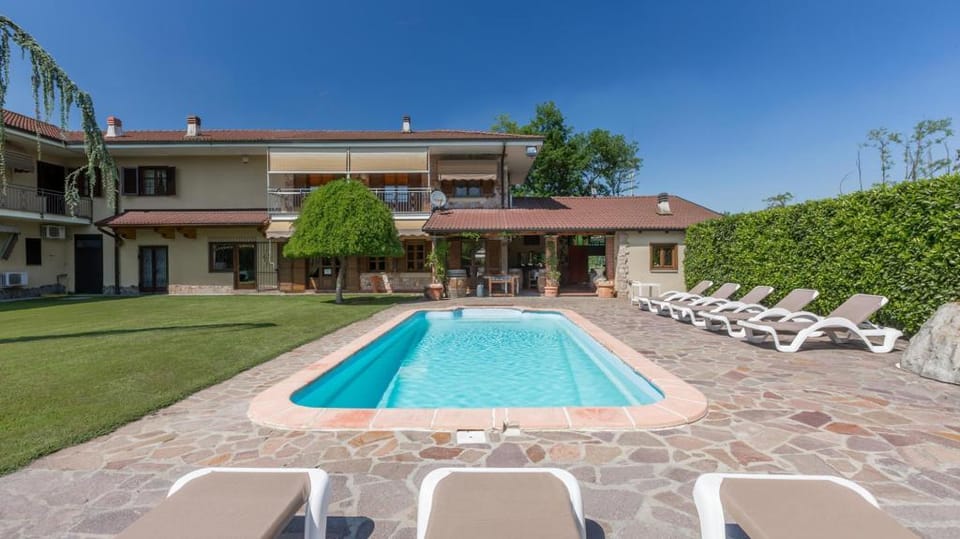 Villa Miki 10 in Bruno Apartment in Piedmont