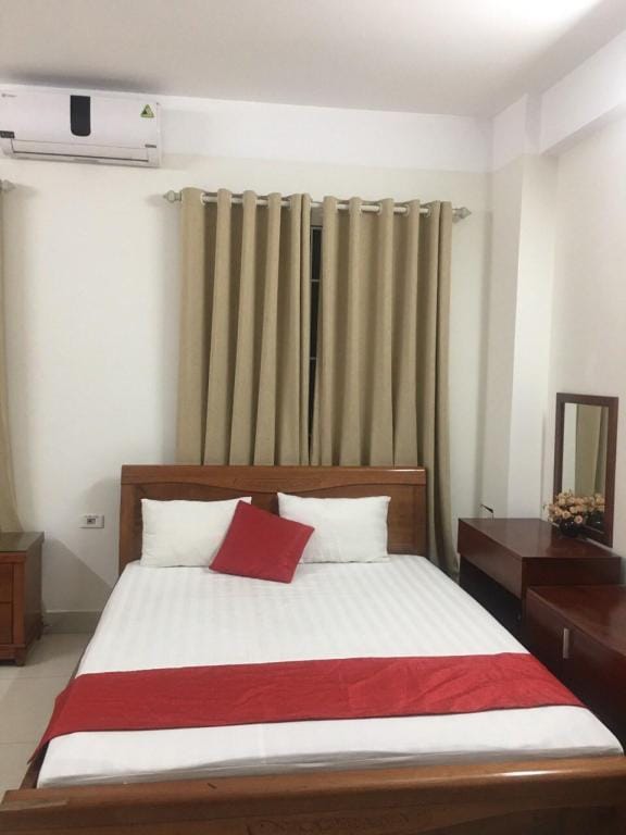 Phòng đẹp công trình phụ khép kín +Thang máy Vacation rental in Hanoi