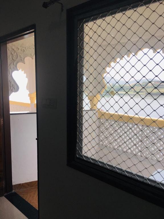 Vallabh Garh- A Lake Retreat Villa in Udaipur
