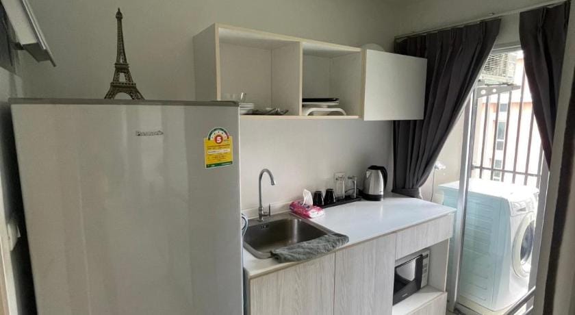 DCondo Hyde Near Central Plaza with Pool & Gym Apartment in Thailand
