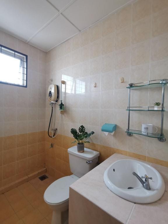 Kuching Homestay for 8 pax  Vacation rental in Kuching