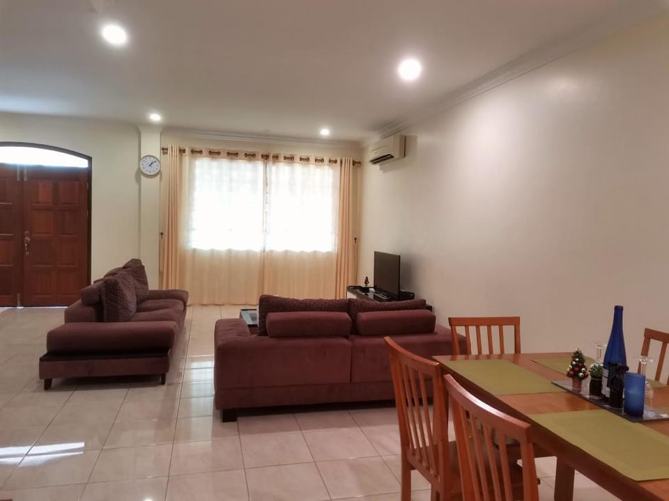 Kuching Homestay for 8 pax  Vacation rental in Kuching