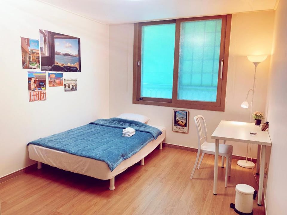 Paragon Oasis private bath big living room max6bed Apartment in Seoul