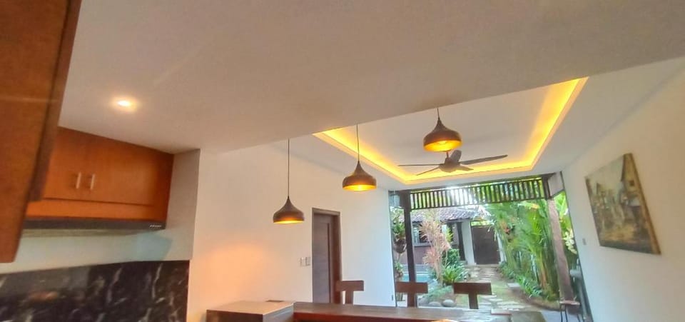 Beach 10mins - Mimi D. Exotica Canggu Private Pool Villa in North Kuta