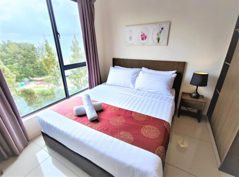 Seaview-Water Theme Park-TvBox-SwissGarden 2BR_L8 Apartment in Terengganu, Malaysia