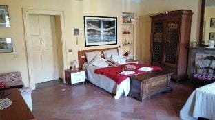 Gio's House vintage style into Borromee Island Apartment in Canton of Ticino