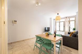 Surf Beach Canteras & Parking By CanariasGetaway Apartment in Las Palmas de Gran Canaria