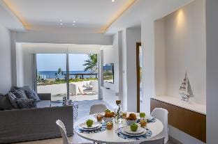 Mackenzie Castella Beachfront Suite Apartment in Larnaca