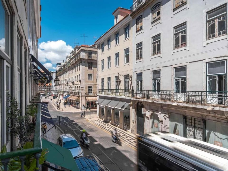 LV Premier Baixa FI central, balcony, space, AC Apartment in Lisbon
