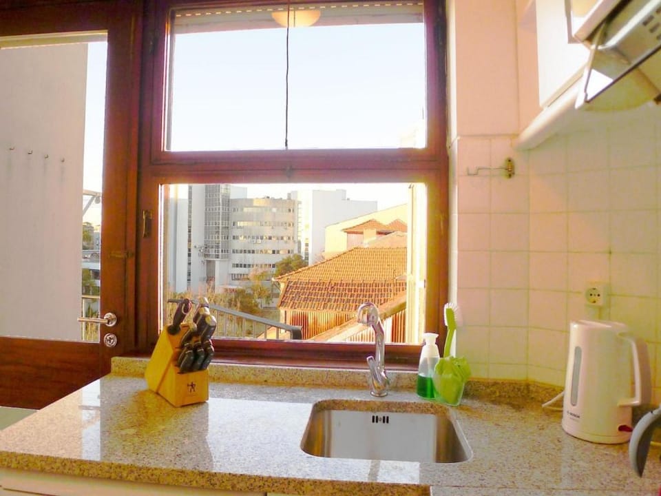 LV Premier Clerigos RE1 AC, elevator, river view Apartment in Porto