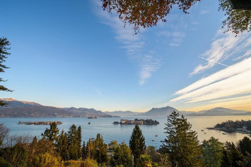 Sana luxury apartment in Stresa with amazing lake view Apartment in Stresa