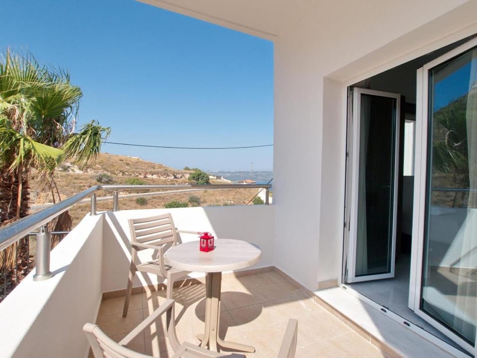 Villa Nikos in Megala Chorafia Apartment in Crete