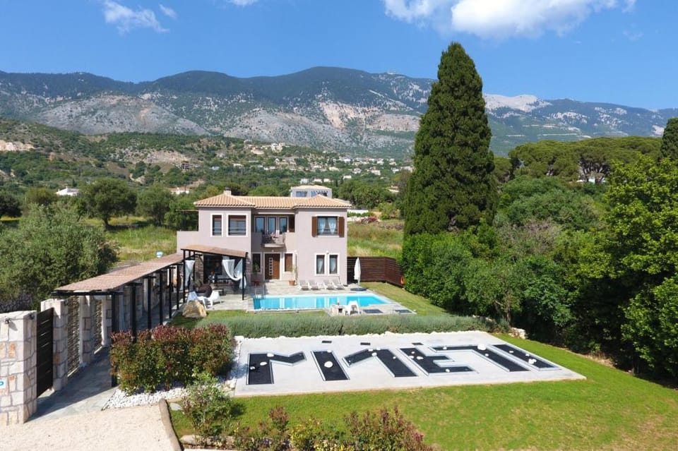 Villa Minetti in Lourdas Apartment in Cephalonia