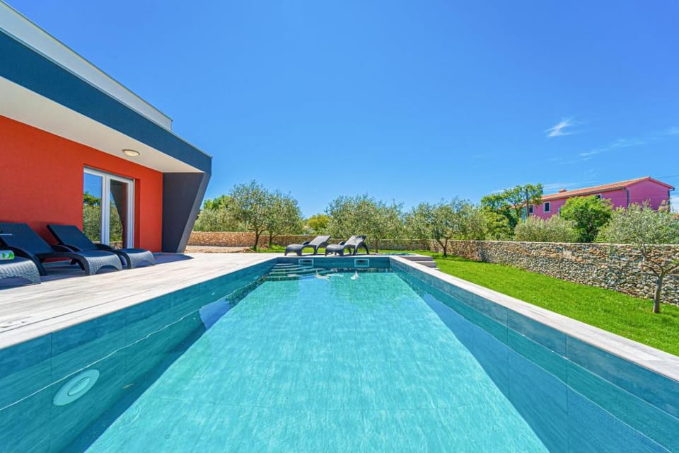 Villa LM in Krnica with 4 bedrooms and 5 bathrooms Apartment in Istria County