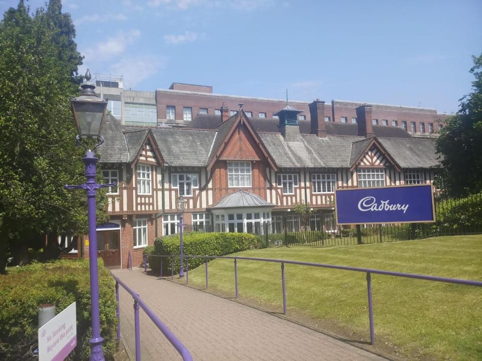 Contemporary 2 Bedroom Apartment - Birmingham City Centre - Digbeth, Bullring & Coach Station Apartment in Birmingham