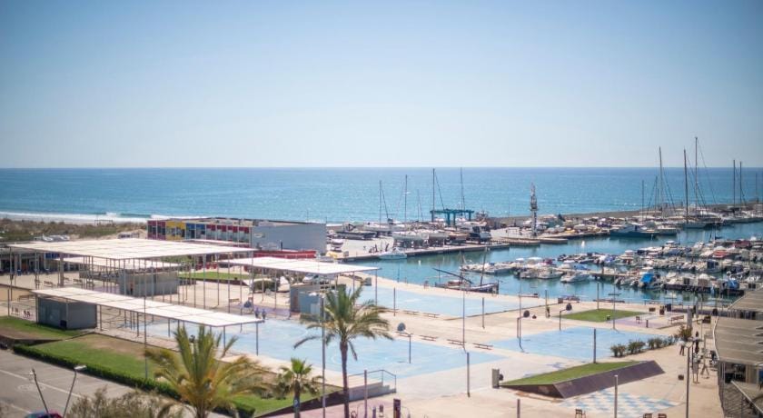 R133 - APARTAMENTO DE LA RIBA Apartment in Baix Penedès