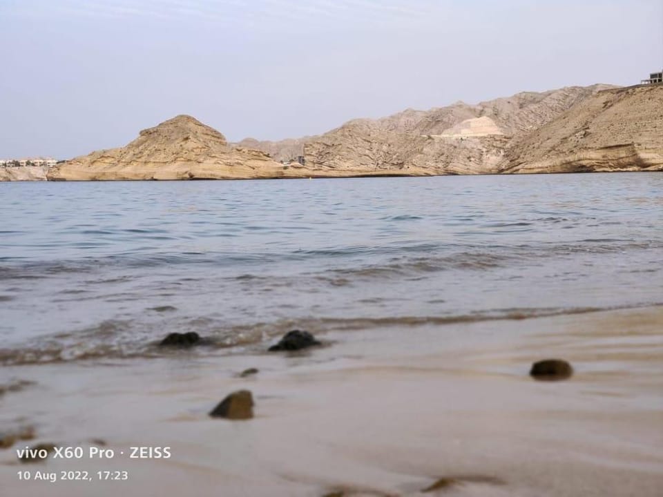 valley & mountain view Villa Villa in Muscat Governorate, Oman