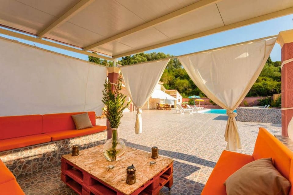Villa Psaropouli: Large Private Pool, A/C, WiFi                                                      Apartment in Corfu, Greece