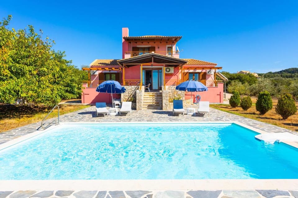Villa Aetos: Large Private Pool, Sea Views, A/C, WiFi, Eco-Friendly                                  Apartment in Cephalonia