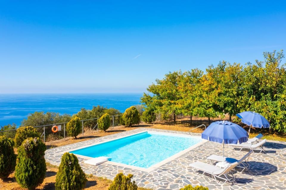 Villa Aetos: Large Private Pool, Sea Views, A/C, WiFi, Eco-Friendly                                  Apartment in Cephalonia